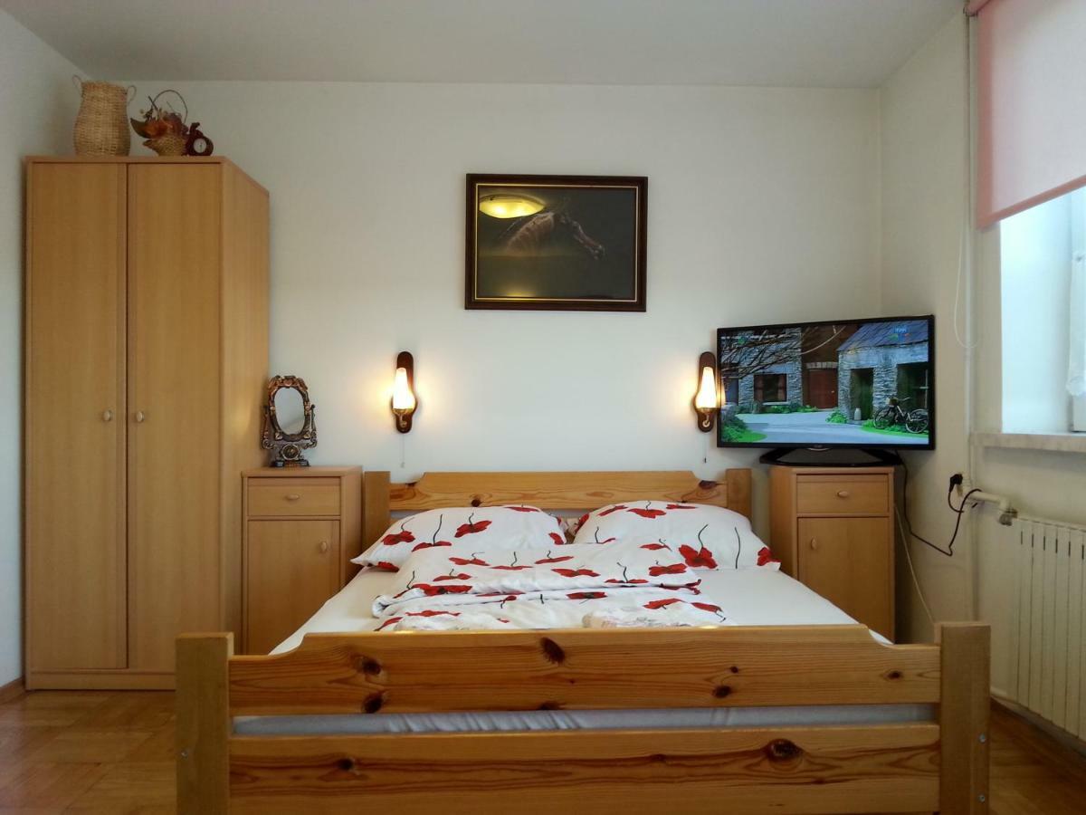 Noclegi Przy Stadninie Janów Podlaski Zimmer foto